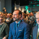 24. november: Kronprins Haakon er til stede ved åpningen av årets Zerokonferanse. Her sammen med Zero-sjef Sigrun Aasland og statsminister Jonas Gahr Støre. Foto: Sven Gj. Gjeruldsen, Det kongelige hoff